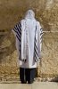 praying-at-the-western-wall-2.jpg