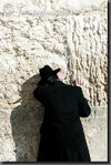 Israel_2450-Orthodox_Jew_Wailing_Wall.jpg