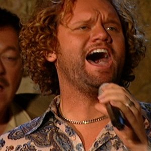 Guy Penrod, David Phelps - It Is Well With My Soul [Live]